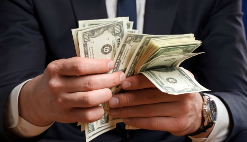 Gần ngày Fed ra quyết sách, giá USD vẫn không ngừng tăng