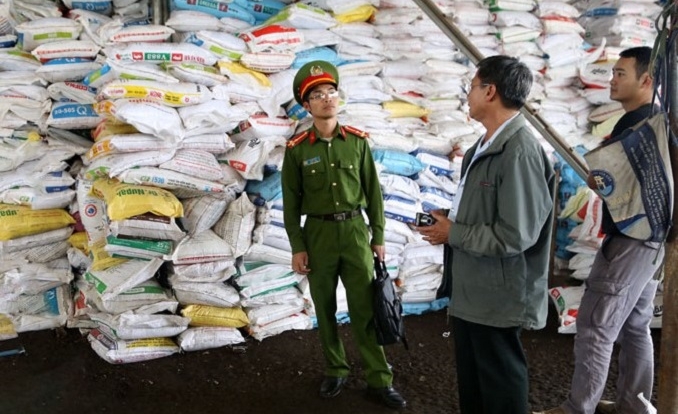 Xử phạt nhiều cửa hàng phân bón giả, kém chất lượng ở Lâm Đồng