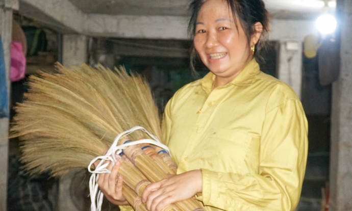 Quảng Nam: Bộ đội về làng làm giàu từ chổi đót