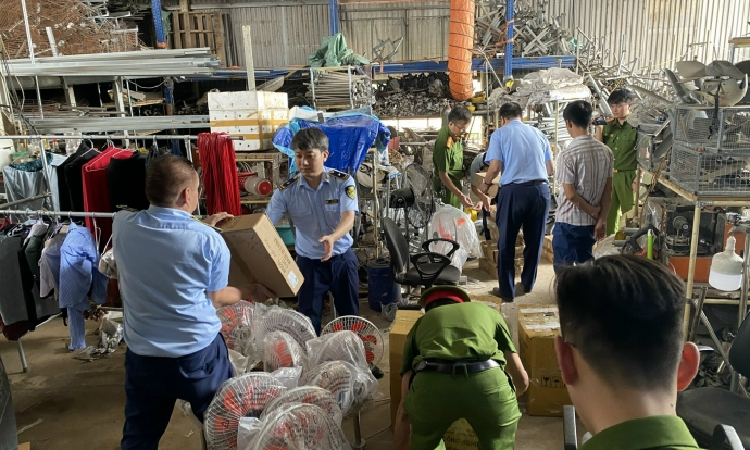 Bắc Ninh: Kinh doanh hàng nhập lậu, chủ tài khoản Tiktok 'Vua quạt' bị xử phạt