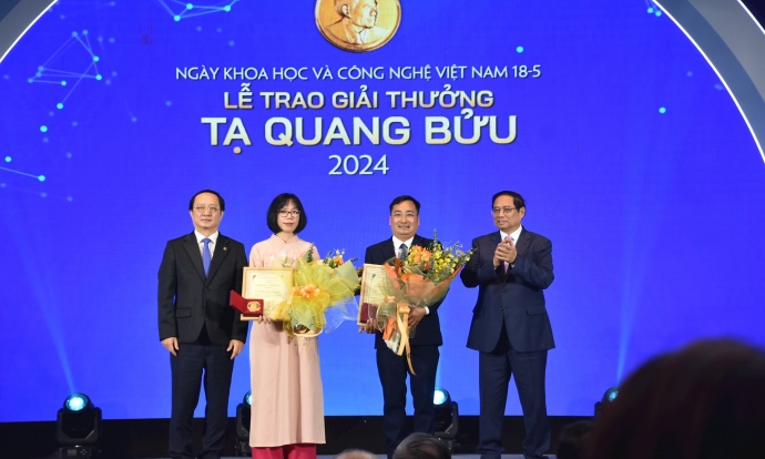 Giải thưởng Tạ Quang Bửu 2024: Vinh danh hai nhà khoa học xuất sắc