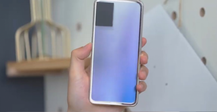 smartphone-tu-doi-mau vivo