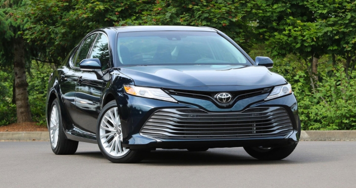 Toyota Camry 2018