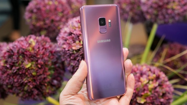 Galaxy-S9-18