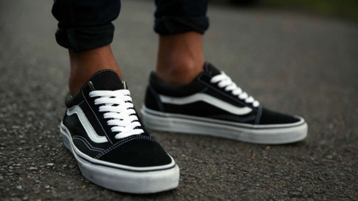cach-phoi-do-voi-giay-vans-nam