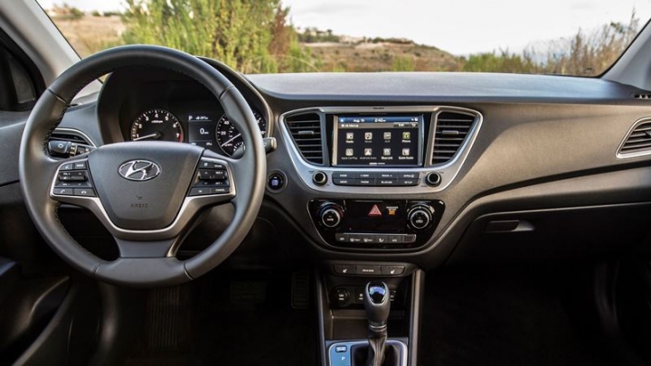 Hyundai Accent 2018 1