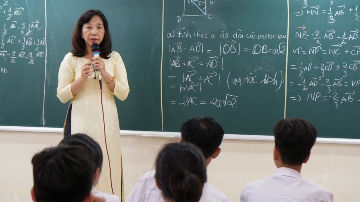 quy-dinh-ve-xep-luong-cho-giao-vien-hieu-luc-tu-thang-3-2021