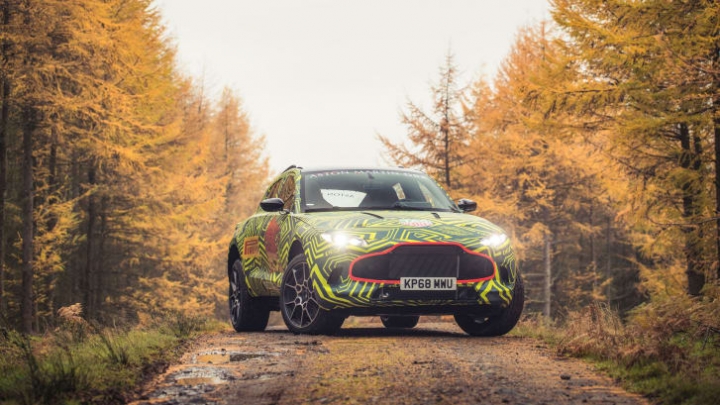 3.Aston Martin DBX