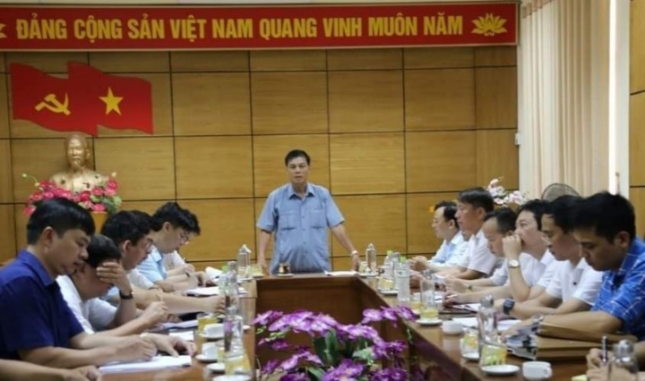 chu-tich-ubnd-tp-hai-phong-lam-viec-voi-vuon-quoc-gia-cat-ba