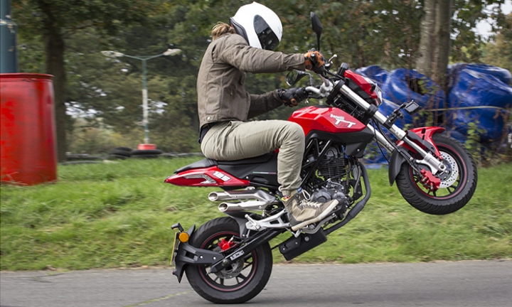 Benelli TNT 125