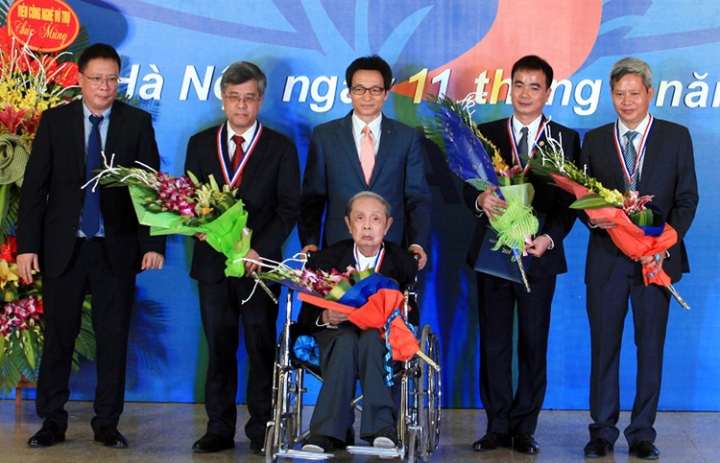 giai-thuong-tran-dai-nghia-1-3854-1557629415