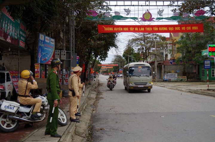 huyen cam thuy 1