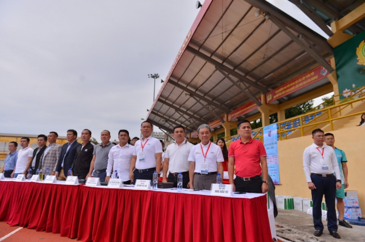 15-1602927342-khai-mac-giai-bong-da-kinh-te-moi-truong-lan-1-2020-ktmt5