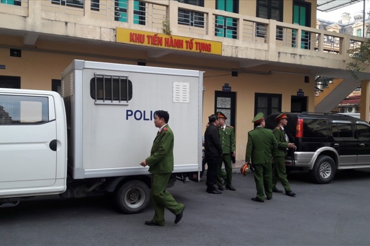 cuu pgd so nong nghiep ha noi tham o bi truy to khung tu hinh la ai