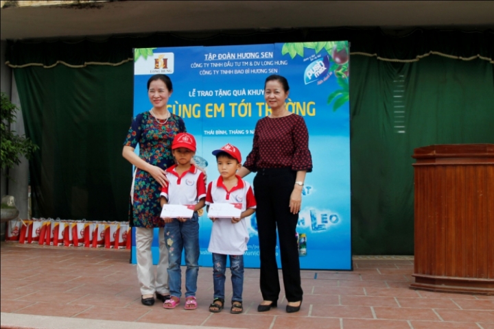 cung em toi truong 2
