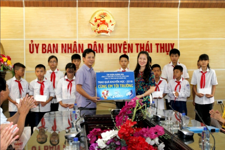 cung em toi truong 6