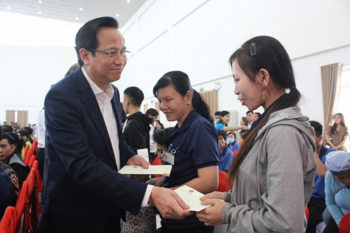 cong-nhan