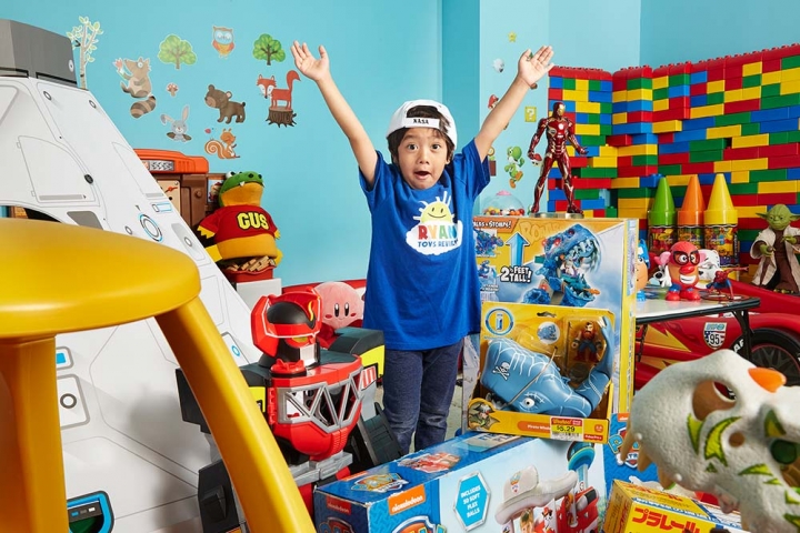 Ryan-ToysReview_tcm55-499141
