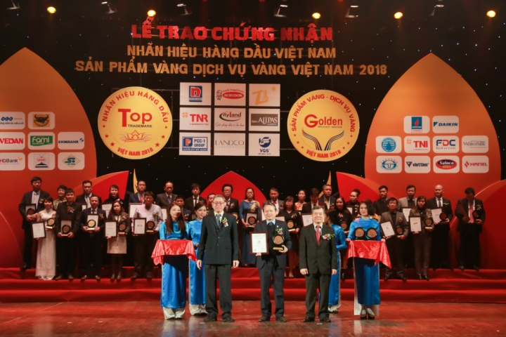 1.Van-Phu-Invest-nhan-hieu-hang-dau-Viet-Nam
