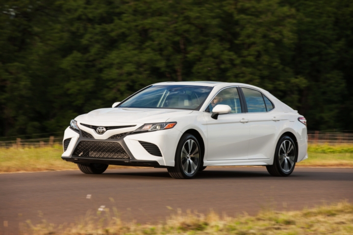 toyota-camry-2018-2