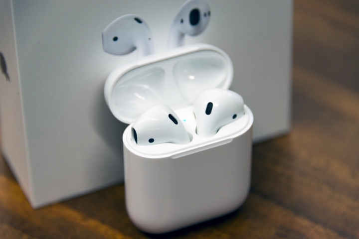 Kien tap Apple Airpods