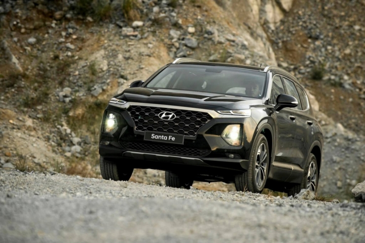 Hyundai-Santa-Fe-2019-4-1