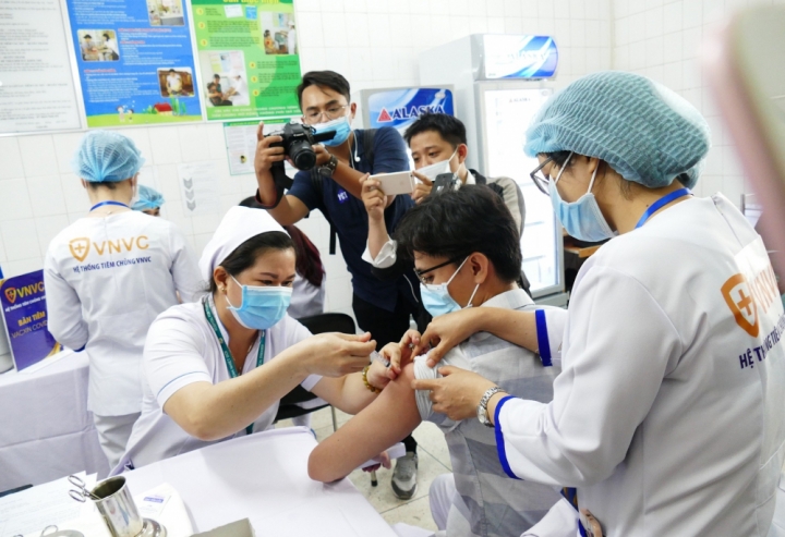 TPHCM tiem chung 2 (1)