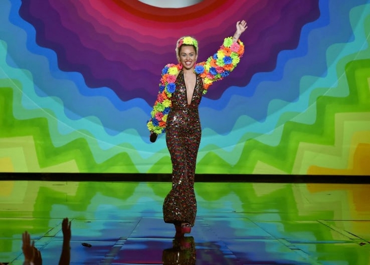 Miley Cyrus 7