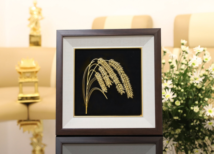 thuong hieu royal gift-qua tang hoang gia