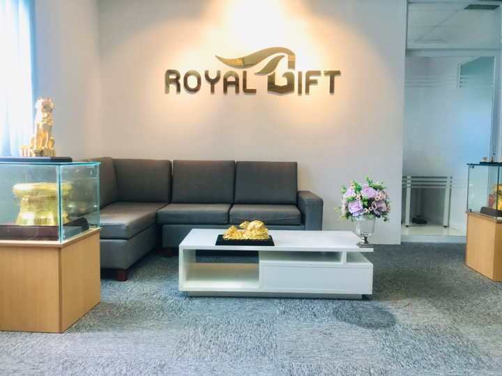 cong ty qua tang hoang gia royal gift