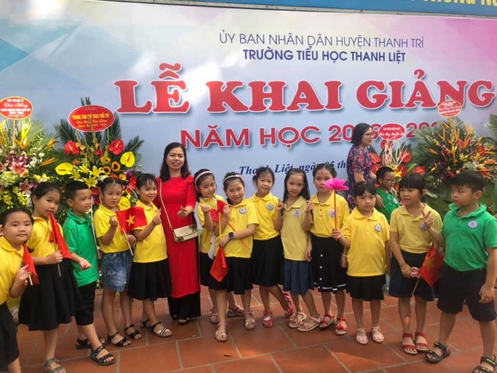khai giang 10