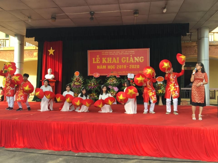 khai giang 14