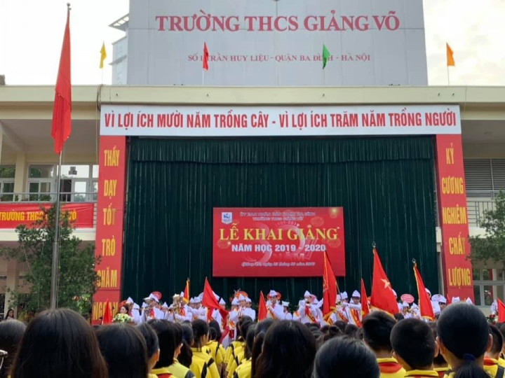khai giang 9