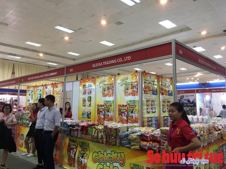 hoi cho ban le hang thai lan 4