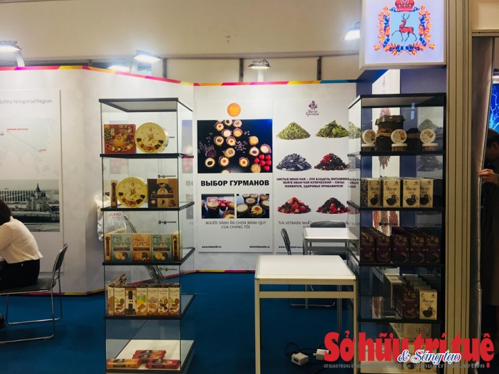 trien lam viet nga 11