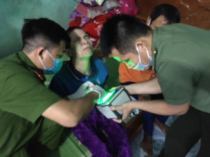 cong an huyen cam thuy 4