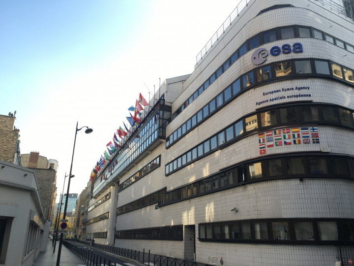 ESA_Headquarters_in_Paris,_France