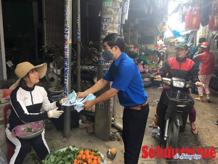 phong chong corona tai da nang 2