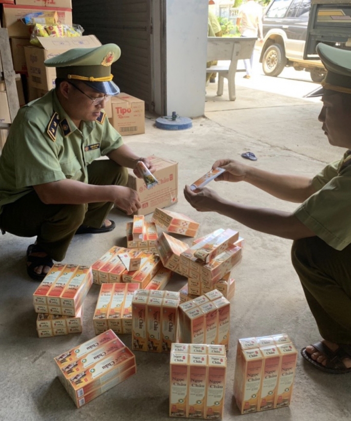 kem danh rang bao ngoc gia
