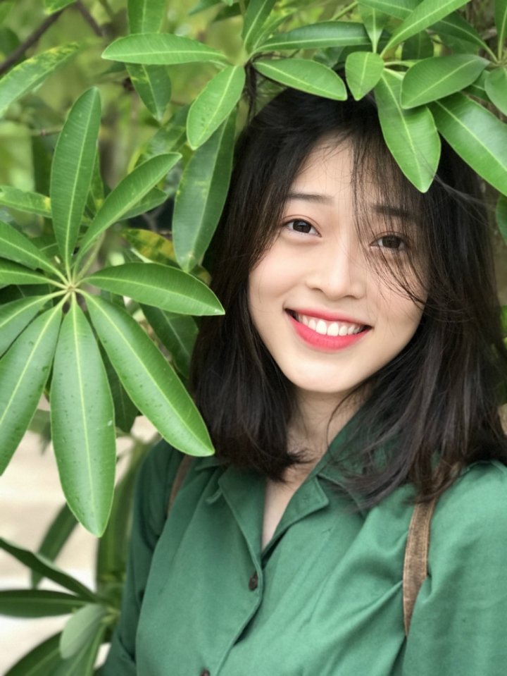 a hau 1 hoa hau viet nam 2018 bui phuong nga 3