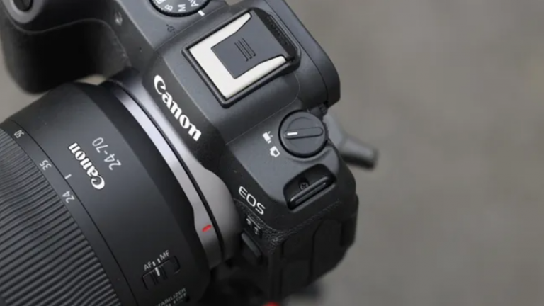 Canon bị tố vi phạm bằng sáng chế công nghệ WiFi trên máy ảnh